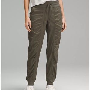 Dance studio mid-rise jogger full length
